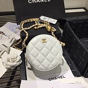 Chanel | Quilted Pearl Crush Round Bag White - AS1449 - 12 x 12 x 4.5 cm - 2