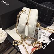 Chanel | Quilted Pearl Crush Round Bag White - AS1449 - 12 x 12 x 4.5 cm - 5