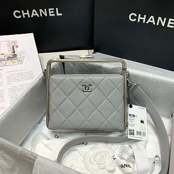 Chanel | Sheepskin Leather Clutch Bag Grey- AS1732 - 18 x 19.5 x 8.5 cm