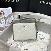 Chanel | Sheepskin Leather Clutch Bag White - AS1732 - 18 x 19.5 x 8.5 cm - 2