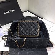 Chanel | Small Black CC Filigree Chain Around Vanity Case - AS1785 - 18x14x8cm - 4