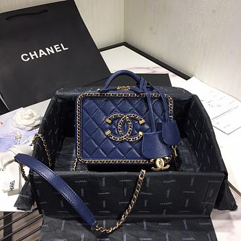 Chanel | Small Blue CC Filigree Chain Around Vanity Case - AS1785 - 18x14x8cm