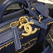 Chanel | Small Blue CC Filigree Chain Around Vanity Case - AS1785 - 18x14x8cm - 2