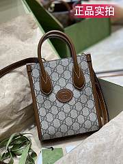 GUCCI | Mini tote bag with Interlocking G - 671623 - 16 x 20 x 7 cm - 3