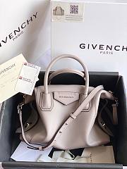 GIVENCHY | Small Antigona Soft bag In Grey - BB50F3 - 30 x 8 x 25 cm - 1