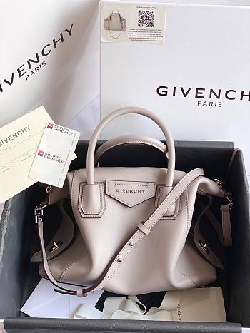 GIVENCHY | Small Antigona Soft bag In Grey - BB50F3 - 30 x 8 x 25 cm