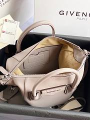 GIVENCHY | Small Antigona Soft bag In Grey - BB50F3 - 30 x 8 x 25 cm - 4