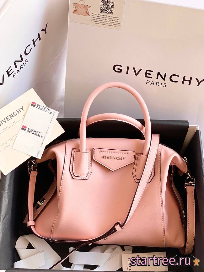 GIVENCHY | Small Antigona Soft bag In Pink - BB50F3 - 30 x 8 x 25 cm - 1