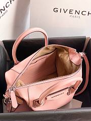 GIVENCHY | Small Antigona Soft bag In Pink - BB50F3 - 30 x 8 x 25 cm - 5