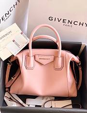 GIVENCHY | Small Antigona Soft bag In Pink - BB50F3 - 30 x 8 x 25 cm - 6