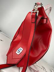 GIVENCHY | Small Antigona Soft bag In Red - BB50F3 - 30 x 8 x 25 cm - 4