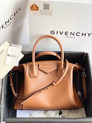 GIVENCHY | Small Antigona Soft bag In Caramel - BB50F3 - 30 x 8 x 25 cm - 1