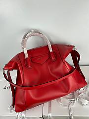 GIVENCHY | Medium Antigona Soft bag In Red - BB50F2 - 45 x 9 x 35 cm - 4