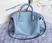 GIVENCHY | Medium Antigona Soft bag In Cloud Blue - BB50F2 - 45 x 9 x 35 cm - 5