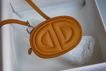 Hermès | In The Loop Belt Bag Caramel - 19 cm