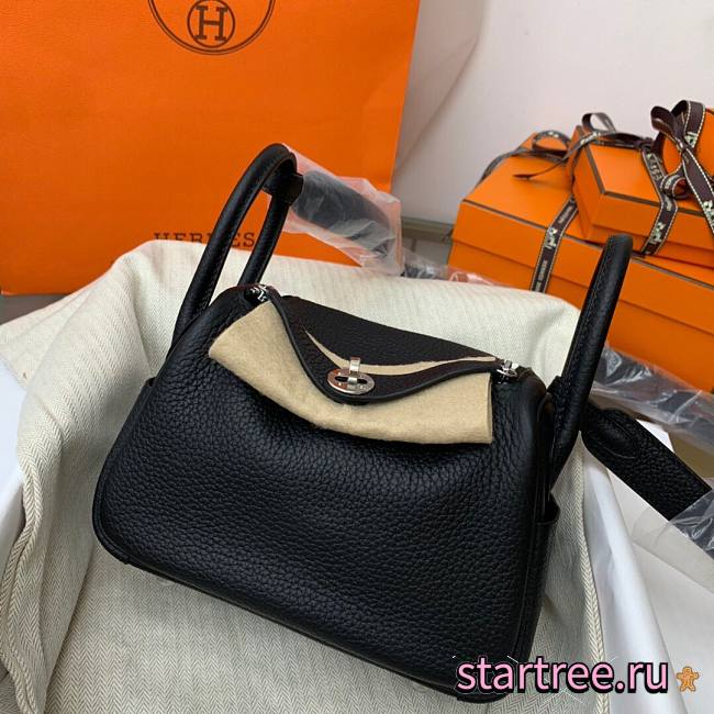 Hermès | Small Lindy 26 bag Black - 26 cm - 1