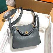 Hermès | Lindy mini bag Blue - 19 cm  - 1