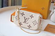 Louis Vuitton | Mini Pochette Accessoires Creme - M80732 - 15.5 x 10.5 x 4cm - 4