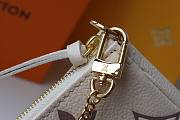 Louis Vuitton | Mini Pochette Accessoires Creme - M80732 - 15.5 x 10.5 x 4cm - 3