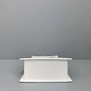 JACQUEMUS | Chiquito Small White bag - 300100 - 18 x 15.5 x 8 cm - 2