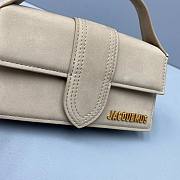 Jacquemus | Small Beige Le Bambino Suede - 305580 - 18 x 6 x 7 cm - 6