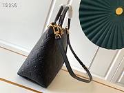  Louis Vuitton | V Tote MM - M44421 - 36 x 27 x 16 cm - 2