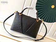  Louis Vuitton | V Tote MM - M44421 - 36 x 27 x 16 cm - 5