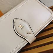 Louis Vuitton | Officer White Bag - M69841 - 17 x 10 x 4.5 cm - 6