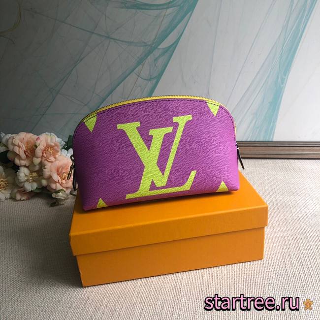 Louis Vuitton | Cosmetic Pouch Monogram Giant Purple - M67694 - 19×12×6cm - 1