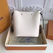 LOUIS VUITTON | Lockme bucket shoulder bag - M53584 - 25 x 27 x 15 cm - 2