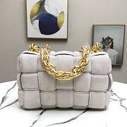 Bottega Veneta | Chain Cassette White Suede bag - 631421 - 26x18x8cm - 1