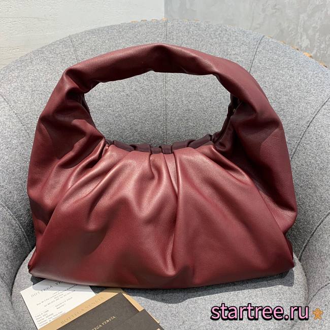 Bottega Veneta | Shoulder Red Wine pouch - 610524 - 40 x 32 x 22 cm - 1