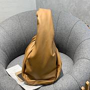 Bottega Veneta | Shoulder pouch teak - 610524 - 40 x 32 x 22 cm - 5