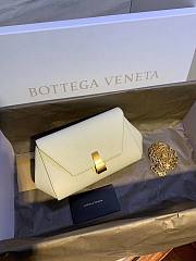 Bottega Veneta | mini White BV Angle bag - 19x13x8cm - 1