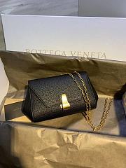 Bottega Veneta | mini Black BV Angle bag - 19x13x8cm - 1