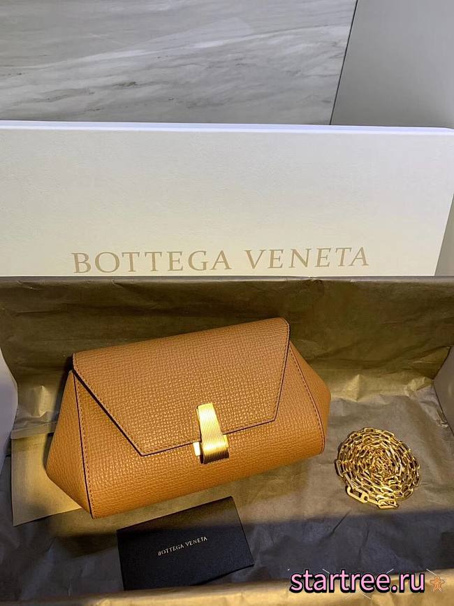 Bottega Veneta | mini caramel BV Angle bag - 19x13x8cm - 1