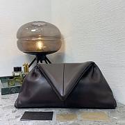 Bottega Veneta | BV Trine angular dark brown clutch - 622712 - 32 x 18 cm - 1