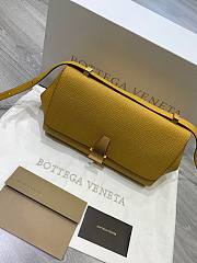 Bottega Veneta | Yellow BV Angle Shoulder Bag - 576143 - 20 x 43 x 16cm - 5