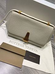 Bottega Veneta | White BV Angle Shoulder Bag - 576143 - 20 x 43 x 16cm - 5