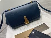  Bottega Veneta | Blue BV Angle Shoulder Bag - 576143 - 20 x 43 x 16cm - 4