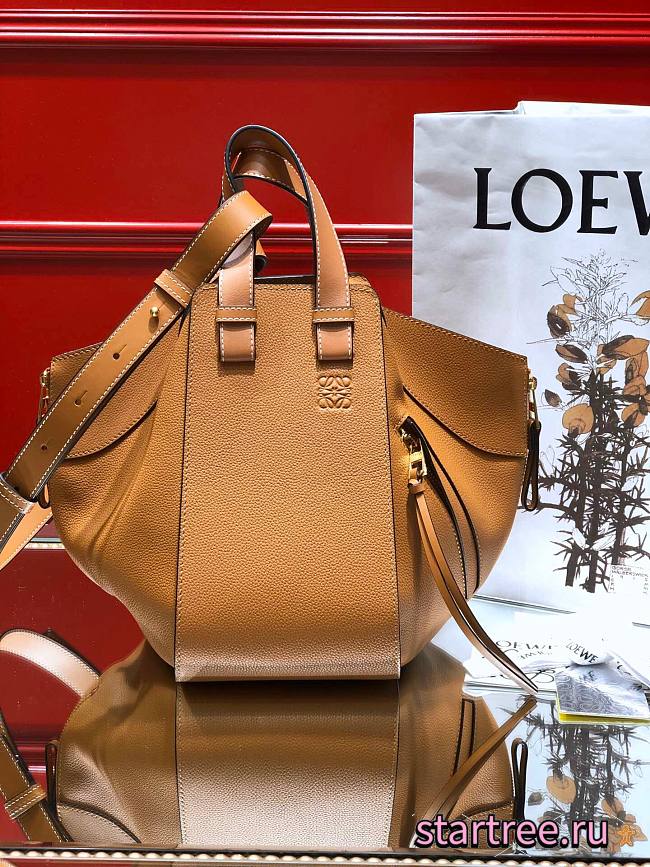 LOEWE | Hammock Lychee Caramel - A538S3 - 29 x 26 x 14cm - 1