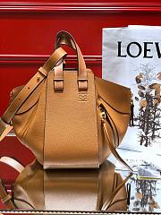 LOEWE | Hammock Lychee Caramel - A538S3 - 29 x 26 x 14cm - 1