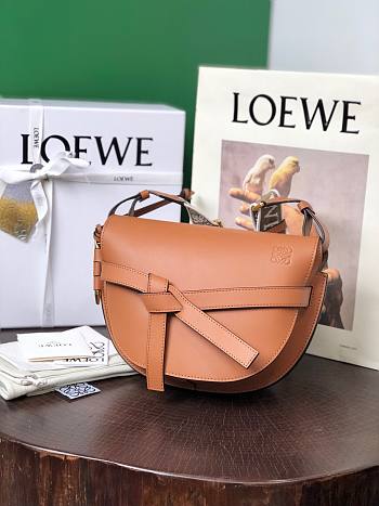 LOEWE | Small Tan Gate Shoulder Bag - P00597 - 29 x 26 x 14cm