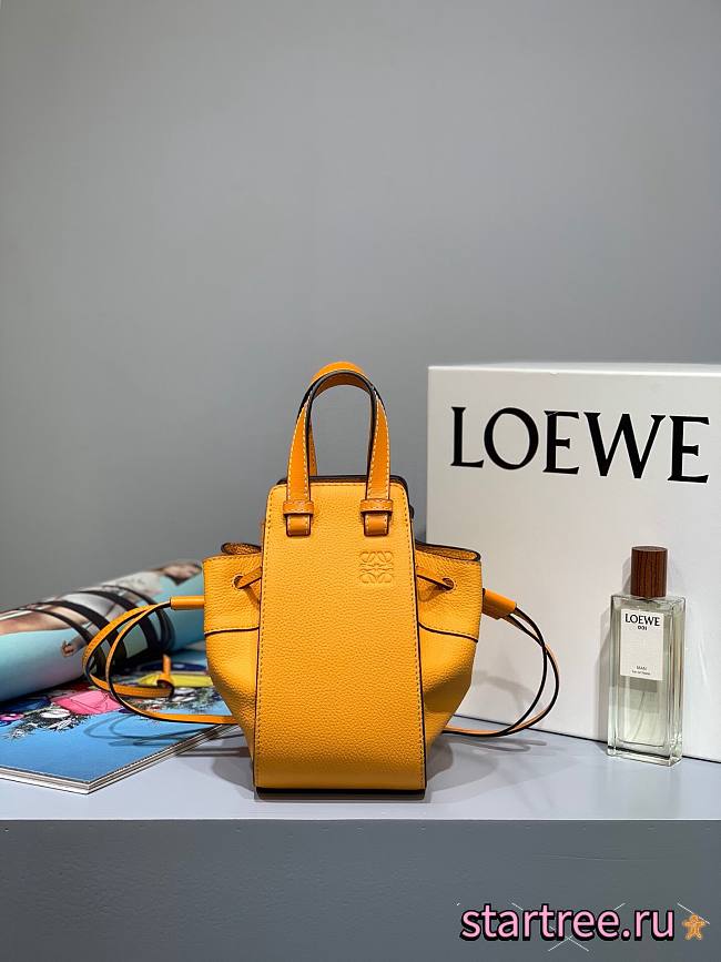 LOEWE | Mini Yellow Hammock Drawstring bag - 31430V- 19.5 x 17 x 11cm - 1