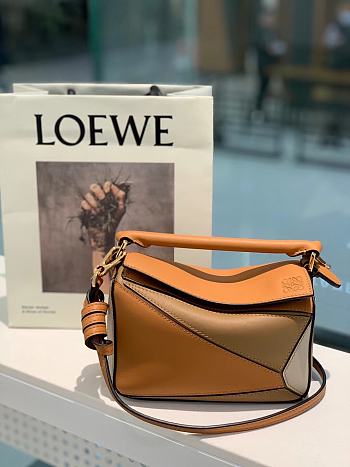 LOEWE | Mini Silver Tan/White bag - 322.30.U - 18 x 12.5 x 8cm