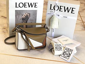 LOEWE | Mini Silver Green/White bag - 322.30.U - 18 x 12.5 x 8cm