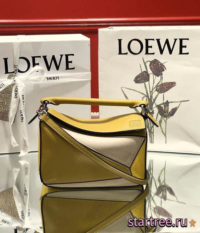 LOEWE | Mini Silver Yellow/White bag - 322.30.U - 18 x 12.5 x 8cm - 1