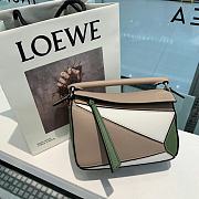 LOEWE | Mini Silver Avocado Sand bag - 322.30.U - 18 x 12.5 x 8cm - 3