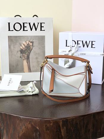 LOEWE | Mini Silver Gray Blue bag - 322.30.U - 18 x 12.5 x 8cm