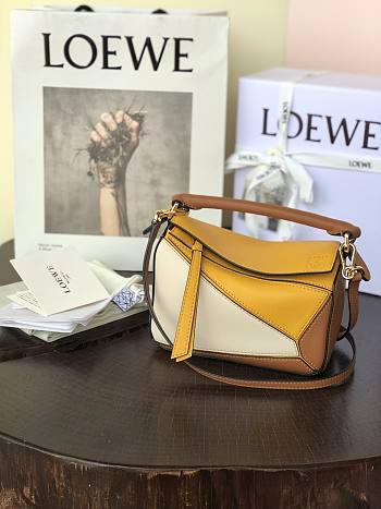 LOEWE | Mini Golden Yellow/Brown bag - 322.30.U - 18 x 12.5 x 8cm